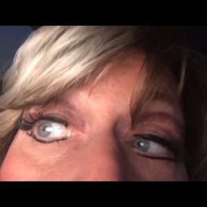 Meet your Posher, Gina